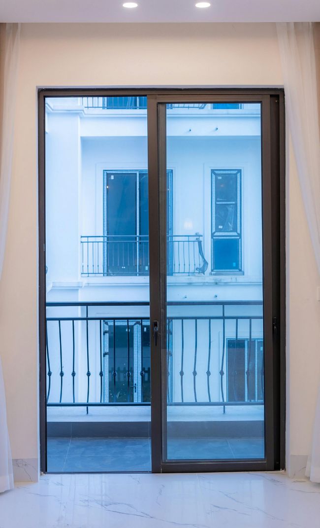 porta de vidro em Porto Alegre